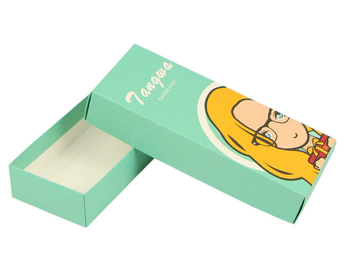 custom packaging boxes with logo