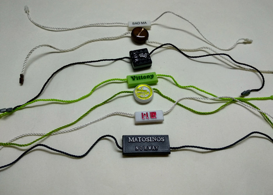 Good price Custom Swing Tags Plastic Tag Hangers Plastic Product Hang Tags Holders Suppliers online